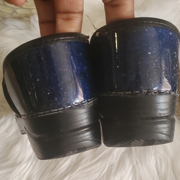 Dansko Professional    Clogs - Picture 9 of 15